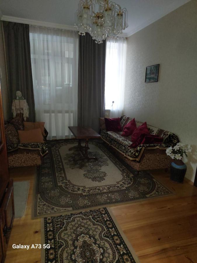 Lela Rezo Guesthouse Kazbegi Extérieur photo